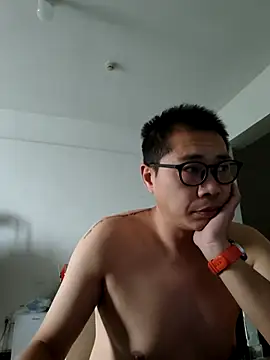 Snapshot of DDYY12341 chatting on 09.21.25 DDYY12341 online show from 09.21.25