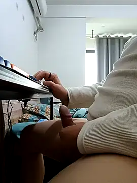 Snapshot of DDYY12341 chatting on 10.26.25 DDYY12341 online show from 10.26.25