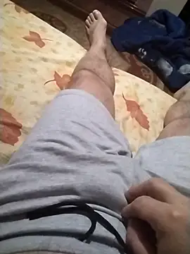 Snapshot of nudistu021 chatting on 11.26.25 nudistu021 online show from 11.26.25