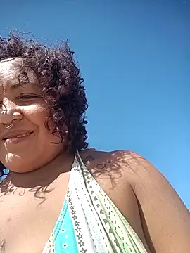 Snapshot of cougar_town chatting on 12.13.24 cougar town online show from 12.13.24