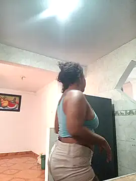 Snapshot of cougar_town chatting on 01.12.25 cougar town online show from 01.12.25