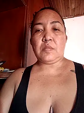 Snapshot of cougar_town chatting on 03.01.25 cougar town online show from 03.01.25