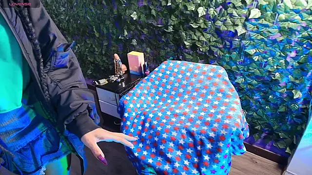 SexyNaf online show from 11.25.25