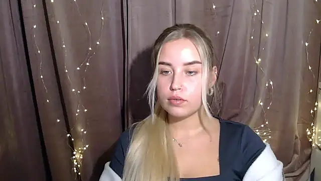 KristyHoney online show from 12.04.24