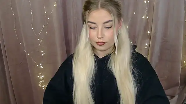 KristyHoney online show from 12.15.24