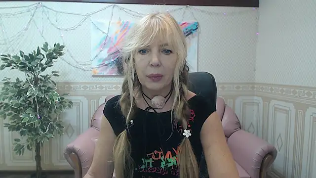 Anna Diax online show from 12.24.24