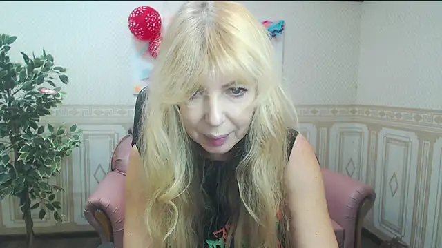 Anna Diax online show from 02.18.25