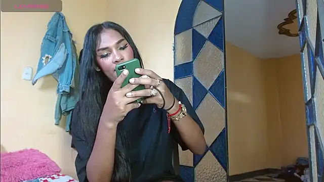 Snapshot of cristinamontiel chatting on 12.11.24 cristinamontiel online show from 12.11.24