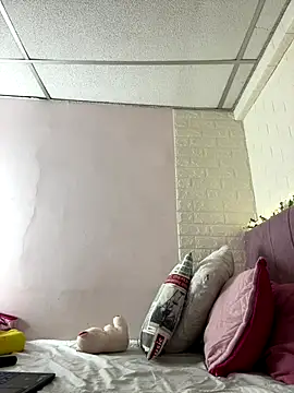 annaharper- online show from 09.19.25