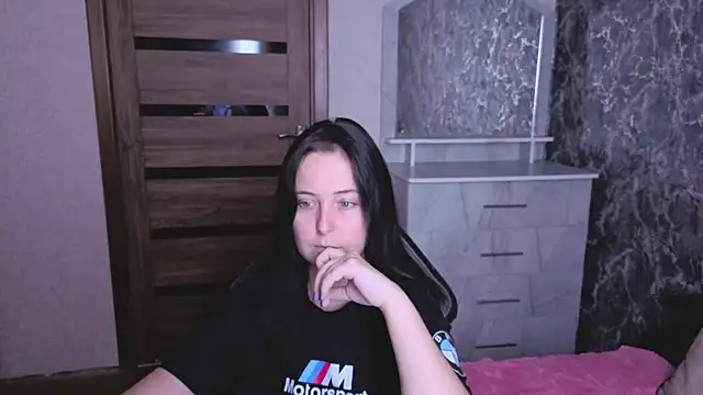 Kristy-Max online show from 08.03.26