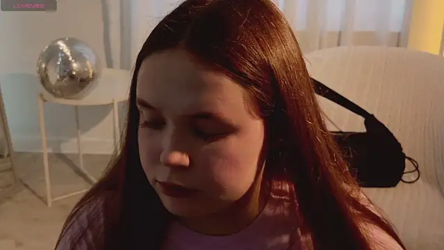 Snapshot of SunnyRisha chatting on 09.27.25 SunnyRisha online show from 09.27.25