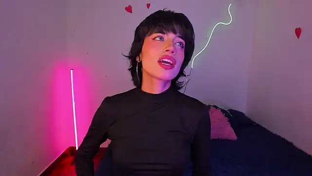 Snapshot of CelesteXCute chatting on 01.10.26 CelesteXCute online show from 01.10.26