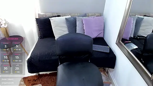  EmilyJireh  online show from 01.05.25