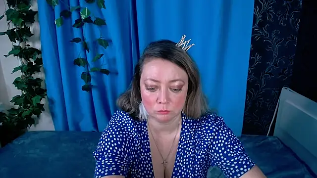 JesiaFoxi online show from 12.30.24