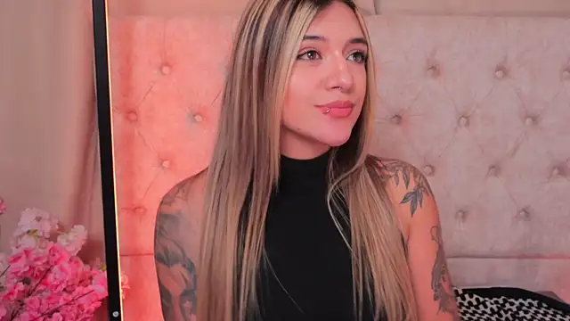 ashleyvalirya online show from 01.31.25