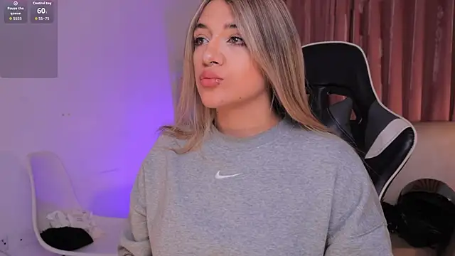 ashleyvalirya online show from 09.23.25