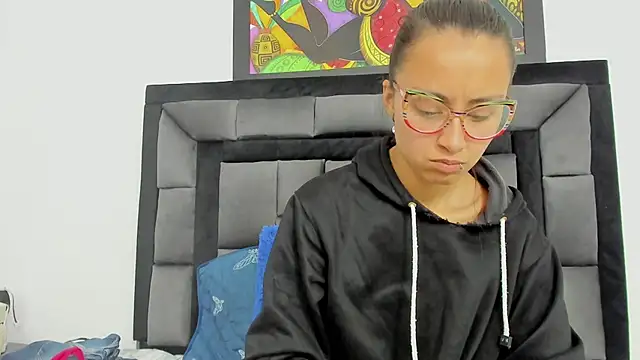 Snapshot of tatiana_valencia chatting on 01.08.25 tatiana valencia online show from 01.08.25