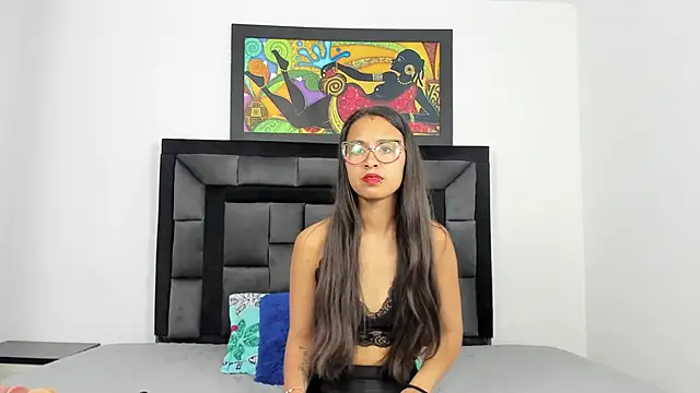 Snapshot of tatiana_valencia chatting on 01.19.25 tatiana valencia online show from 01.19.25