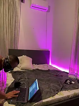 moody1996- online show from 12.23.24