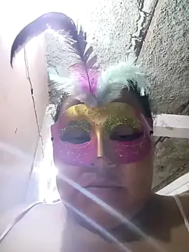 Lucky-hot-girls online show from 11.04.25