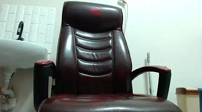 hardbigcock16 online show from 12.21.24