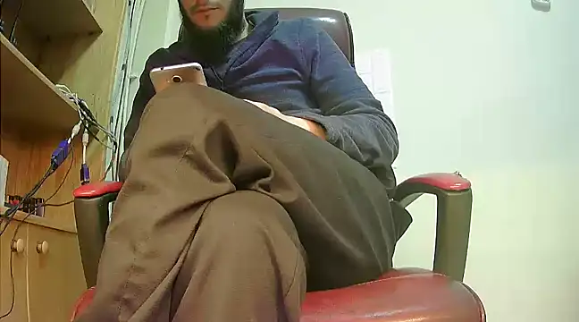 hardbigcock16 online show from 02.03.25