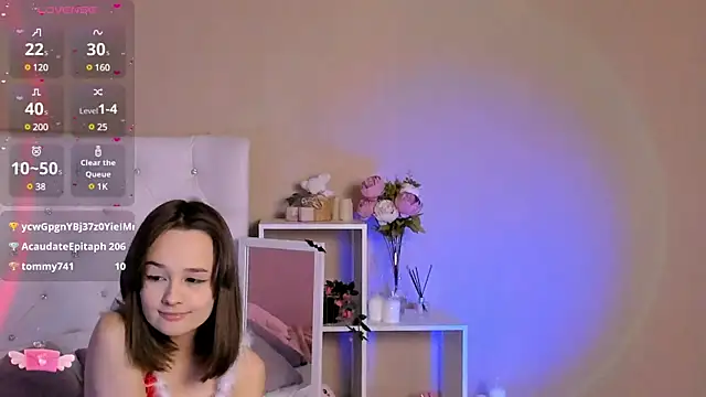 Mary uw online show from 12.19.24