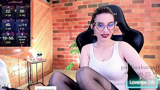 Snapshot of paulinabarnett- chatting on 09.23.25 paulinabarnett- online show from 09.23.25