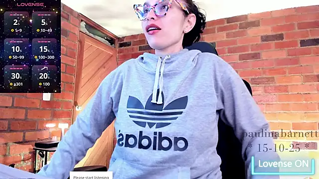 Snapshot of paulinabarnett- chatting on 10.16.25 paulinabarnett- online show from 10.16.25