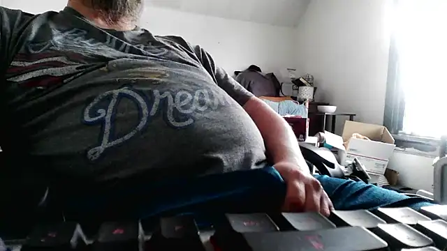 Snapshot of slickwill123 chatting on 03.22.26 slickwill123 online show from 03.22.26