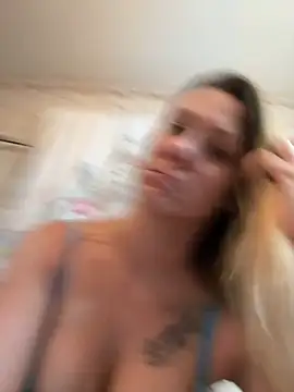 hotNReady6969 online show from 02.20.25