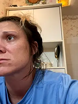 Snapshot of hotNReady6969 chatting on 09.30.25 hotNReady6969 online show from 09.30.25