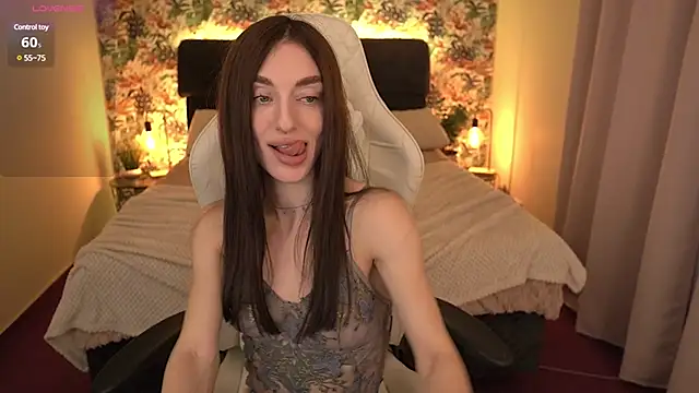 Alice Arwen online show from 01.10.25