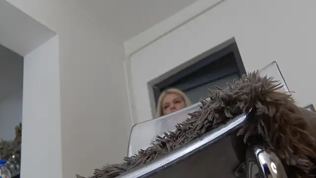 Snapshot of AnyaRose chatting on 12.13.24 AnyaRose online show from 12.13.24