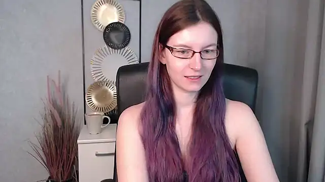 Snapshot of emmaxDelight chatting on 12.04.24 emmaxDelight online show from 12.04.24