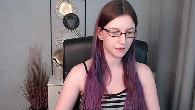 Snapshot of emmaxDelight chatting on 12.07.24 emmaxDelight online show from 12.07.24