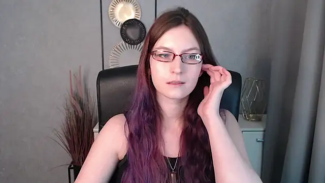 Snapshot of emmaxDelight chatting on 01.02.25 emmaxDelight online show from 01.02.25