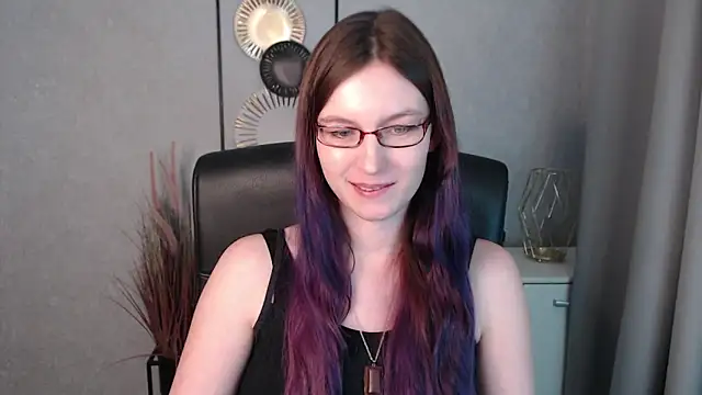 Snapshot of emmaxDelight chatting on 01.02.25 emmaxDelight online show from 01.02.25