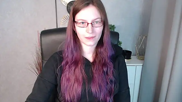 Snapshot of emmaxDelight chatting on 01.09.25 emmaxDelight online show from 01.09.25