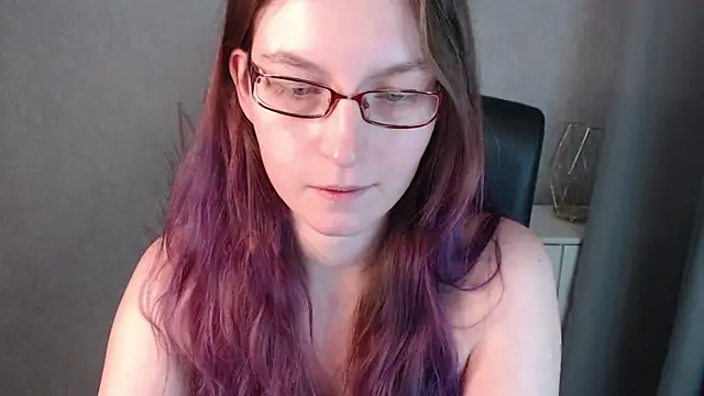 Snapshot of emmaxDelight chatting on 01.14.25 emmaxDelight online show from 01.14.25