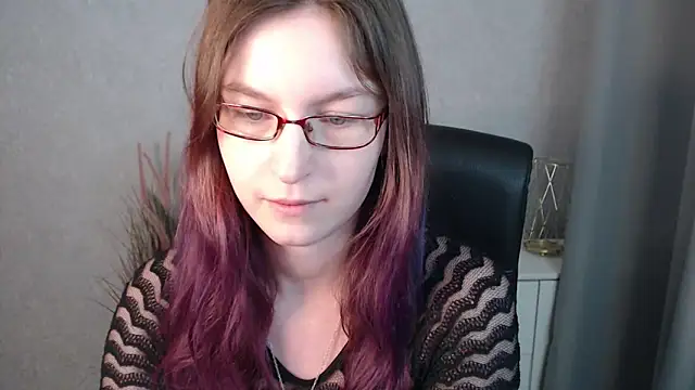 Snapshot of emmaxDelight chatting on 01.15.25 emmaxDelight online show from 01.15.25