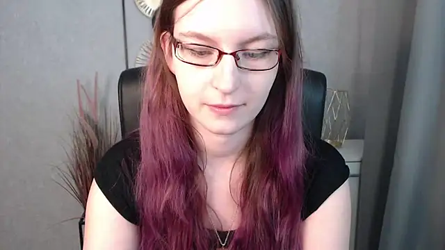 Snapshot of emmaxDelight chatting on 01.21.25 emmaxDelight online show from 01.21.25