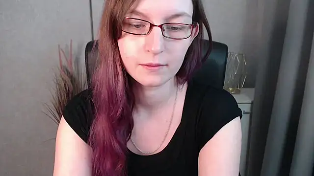 Snapshot of emmaxDelight chatting on 01.22.25 emmaxDelight online show from 01.22.25