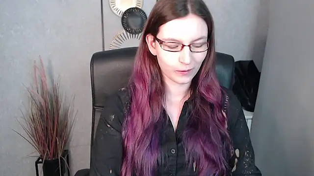 Snapshot of emmaxDelight chatting on 02.19.25 emmaxDelight online show from 02.19.25