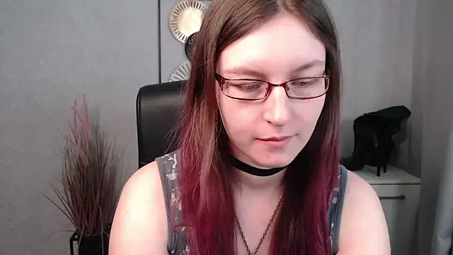 Snapshot of emmaxDelight chatting on 03.14.25 emmaxDelight online show from 03.14.25