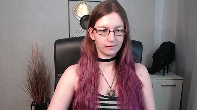 Snapshot of emmaxDelight chatting on 03.22.25 emmaxDelight online show from 03.22.25