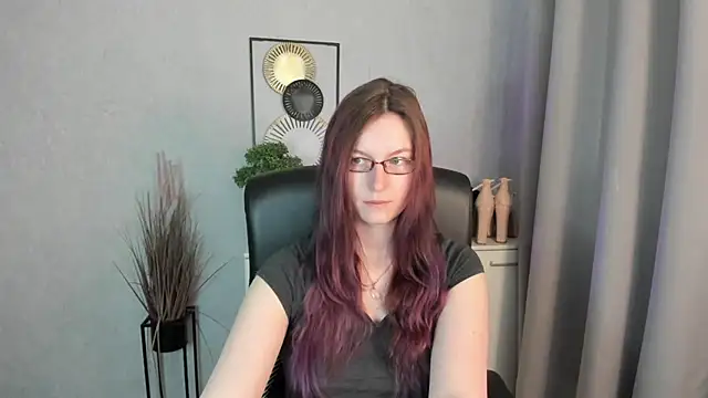 emmaxDelight online show from 03.30.26