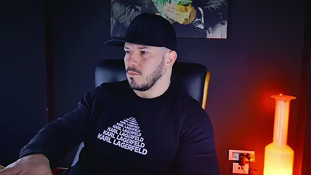 AngeloEric online show from 01.08.25