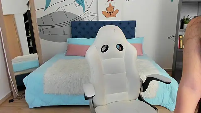 zoe turnner 18 online show from 09.21.25