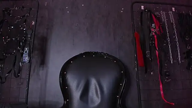 Carolina Arias online show from 09.12.25